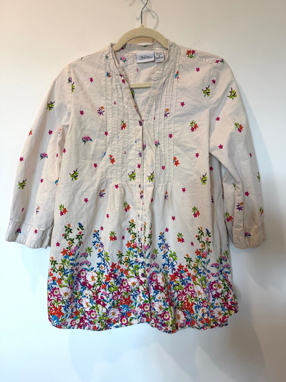 Vermont Country Store 100% cotton V neck floral blouse 3/4 sleeve Small cottage